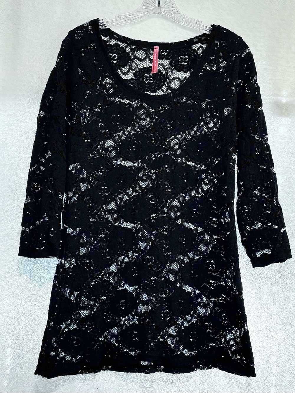 Ruby Ribbon Black Floral Lace Tunic Top, 3/4 Sleeves - Size L